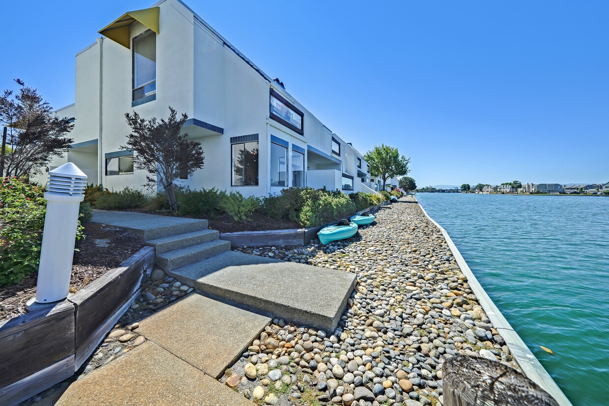 672 Portofino Ln Unit na, Foster City, CA 94404 Condo for Rent in