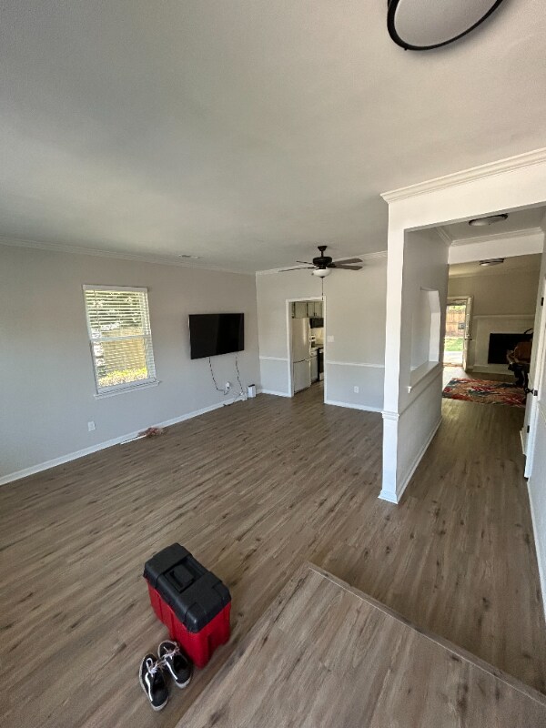 Foto del edificio - 601 Sedgefield Ct