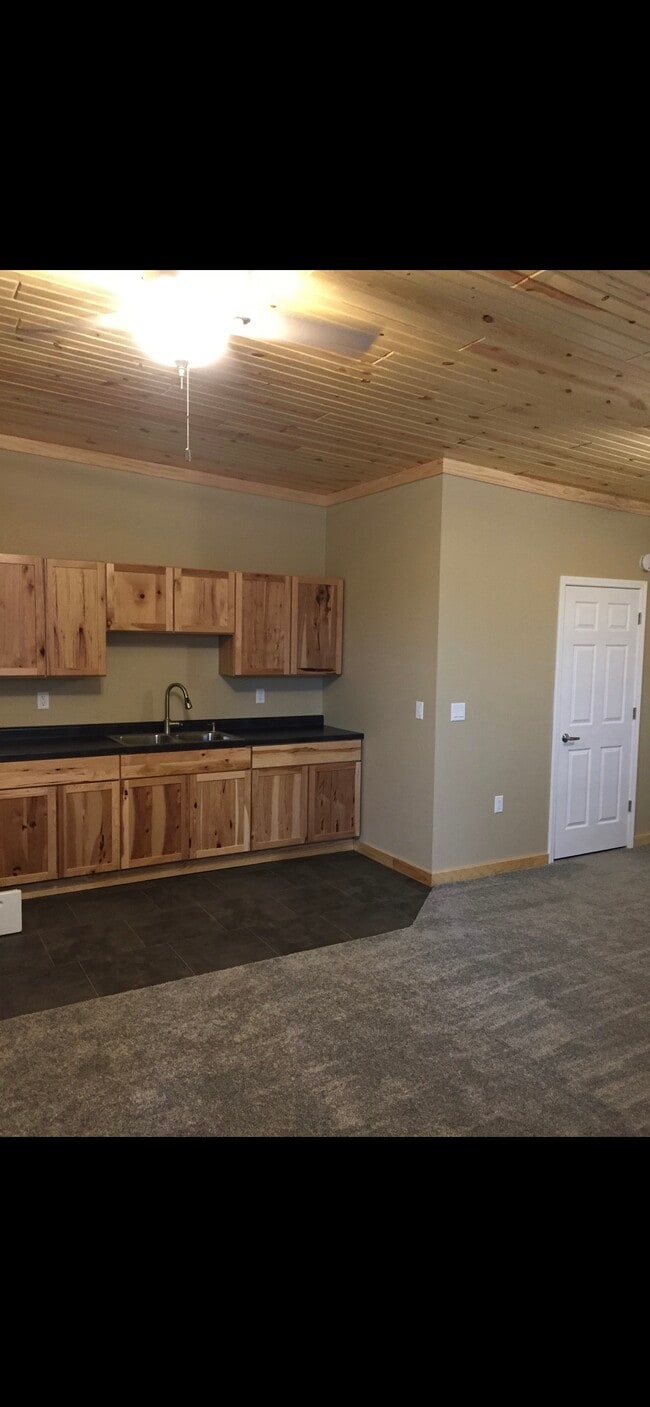 Building Photo - 324 Jay St