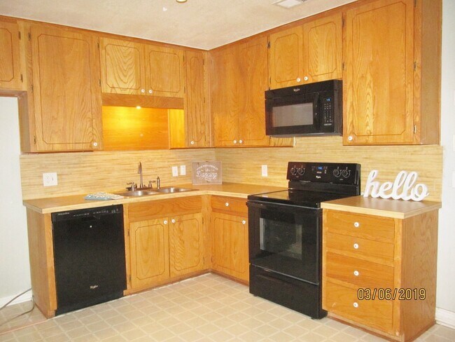 Foto del edificio - 3 BEDROOM CLOSE TO UMHB