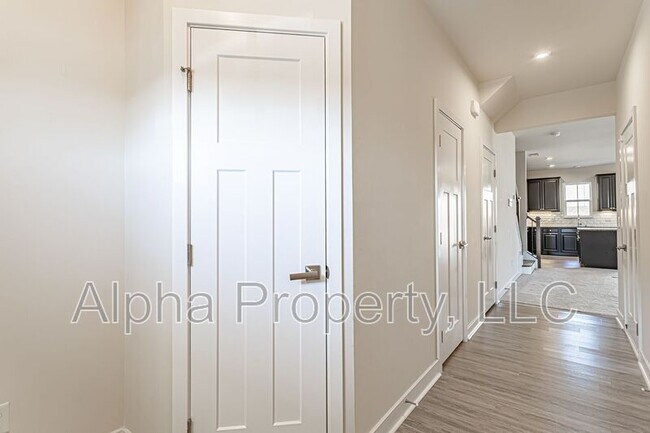 Photo - 300 Huntingdale Pl Townhome