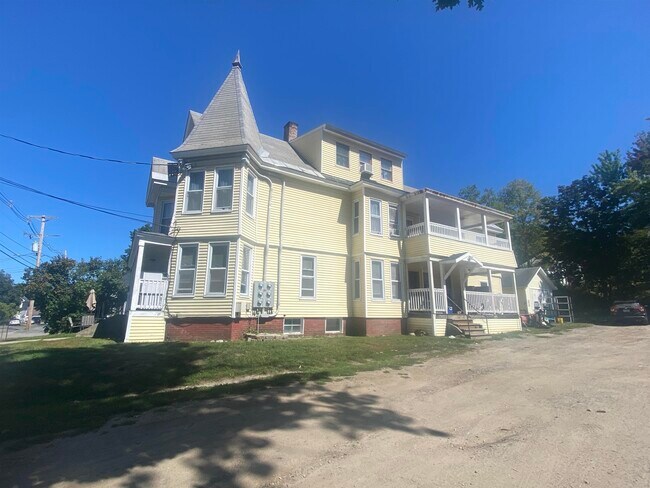 Foto del edificio - 48 Laurel St