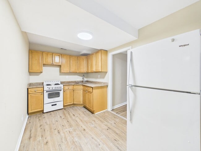 Building Photo - 900 Spruce St