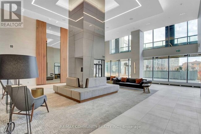 Building Photo - 2-2512 Sonic Way