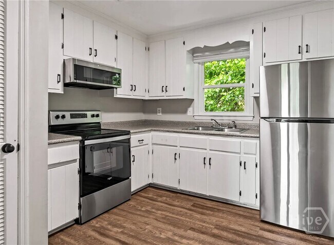 Foto del edificio - 260 Little St