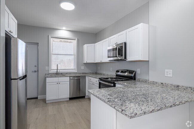 2 habitaciones, 2 baños - 900 pies cuadrados - Cocina - 33-35 Rowe Ave