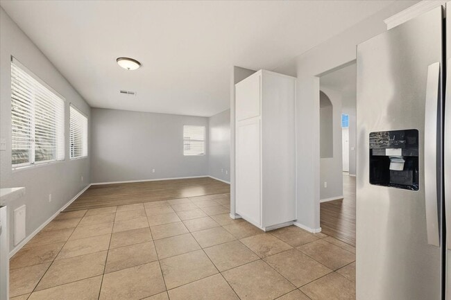 Foto del edificio - 4365 Desert Dancer Way