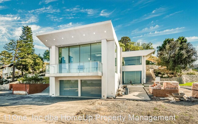 Foto del edificio - 3 br, 3 bath House - 3292 Via Campesina