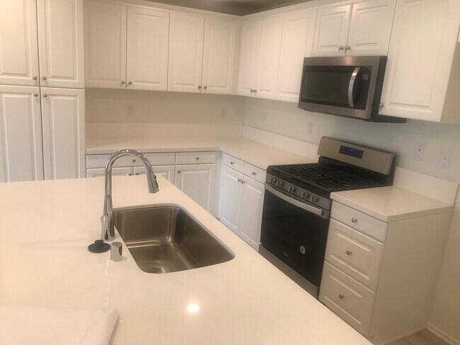 Cocina - 7155 Citrus Ave