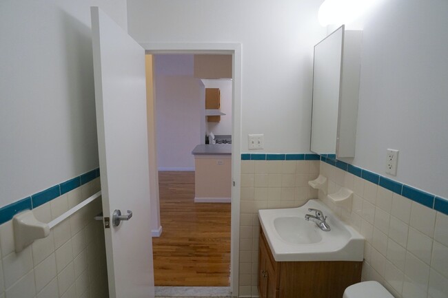 Building Photo - Stabilized One BD in Bedford Stuyvesant