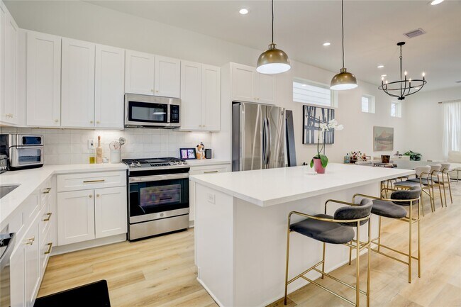 Foto del edificio - 2013 Cochran St