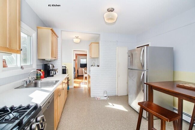 Building Photo - 23 Brayton Rd