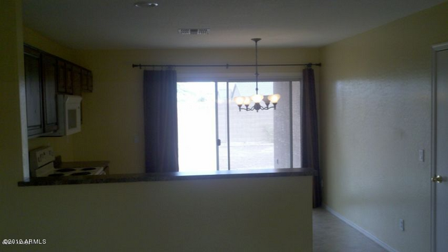 Foto del edificio - 1425 S 219th Dr