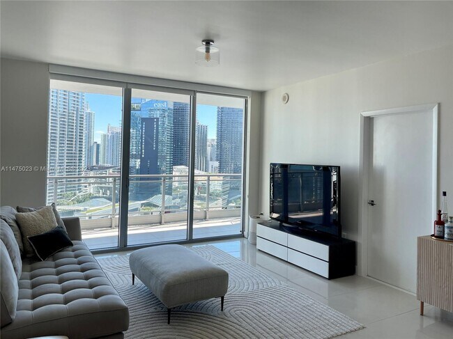 Foto del edificio - 90 SW 3rd St