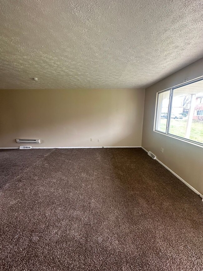 Foto del edificio - Warrensville Heights townhome