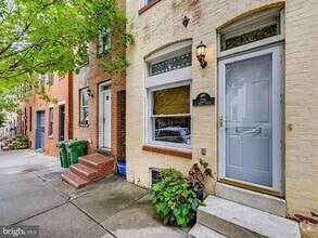 Building Photo - 226 S Wolfe St
