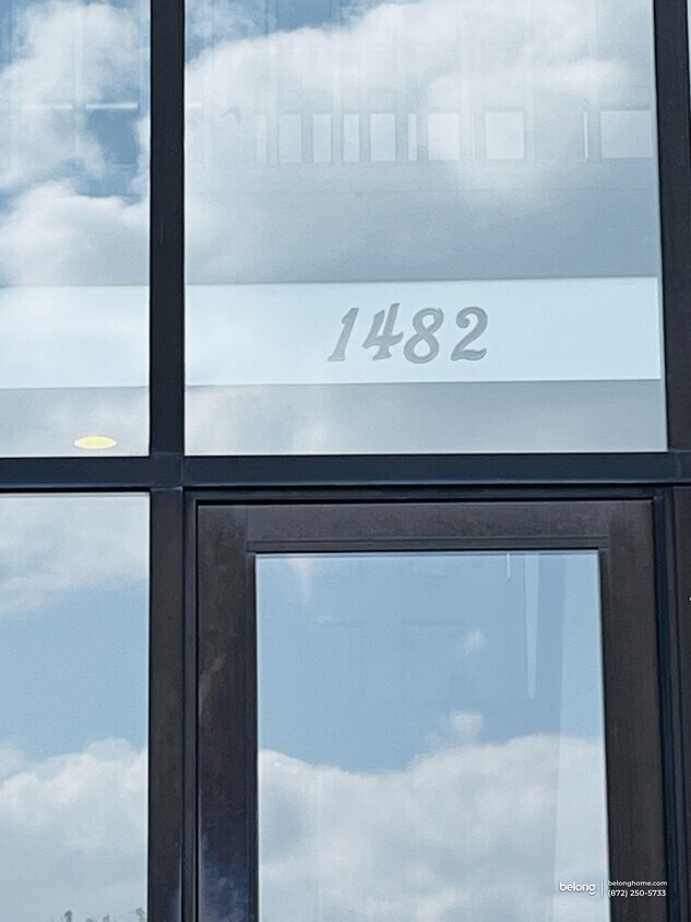 Foto del edificio - 1482 Stonebridge Cir