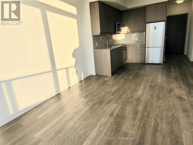 Building Photo - 36 Forest Manor Rd