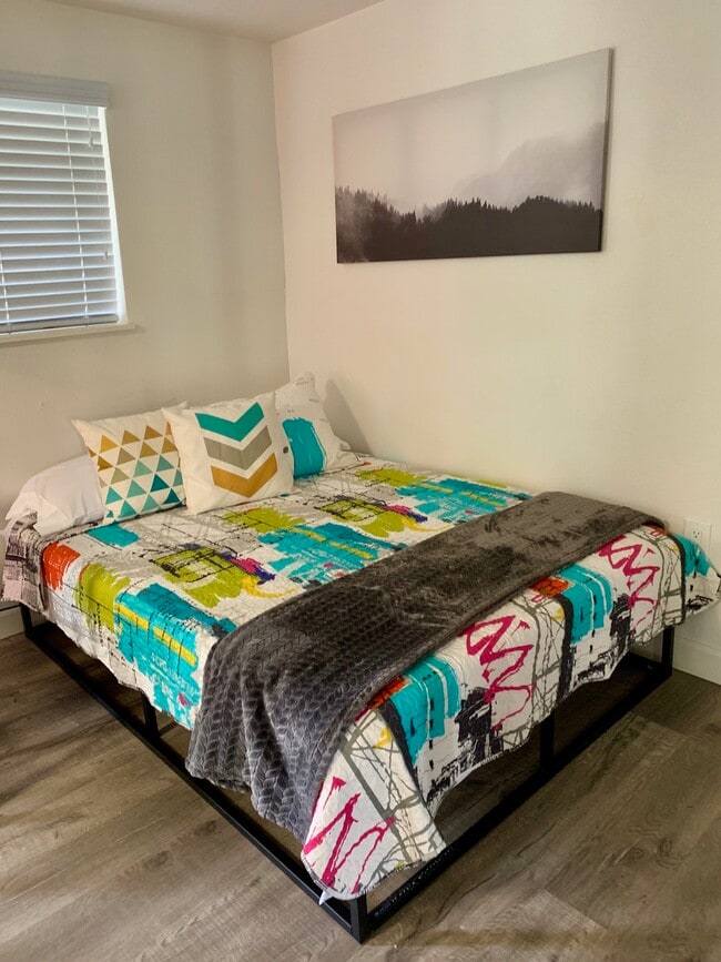 Foto del edificio - 2414 N Alvarado St