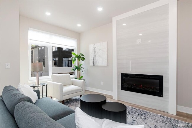 Building Photo - 212 Innovation Dr