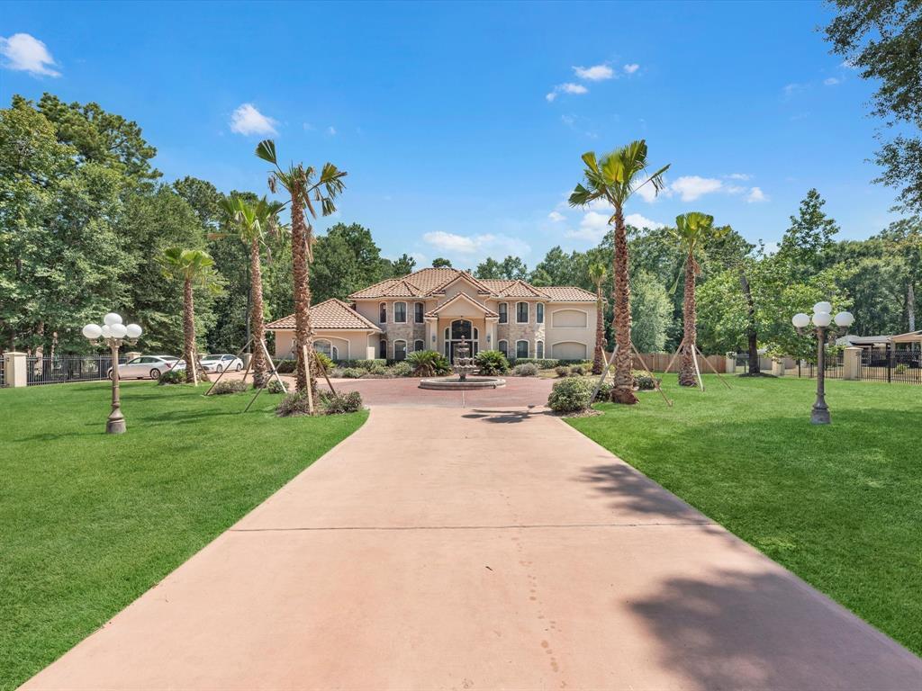 Primary Photo - 19362 Riverwalk Dr