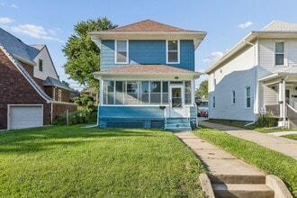 Building Photo - 3863 California St