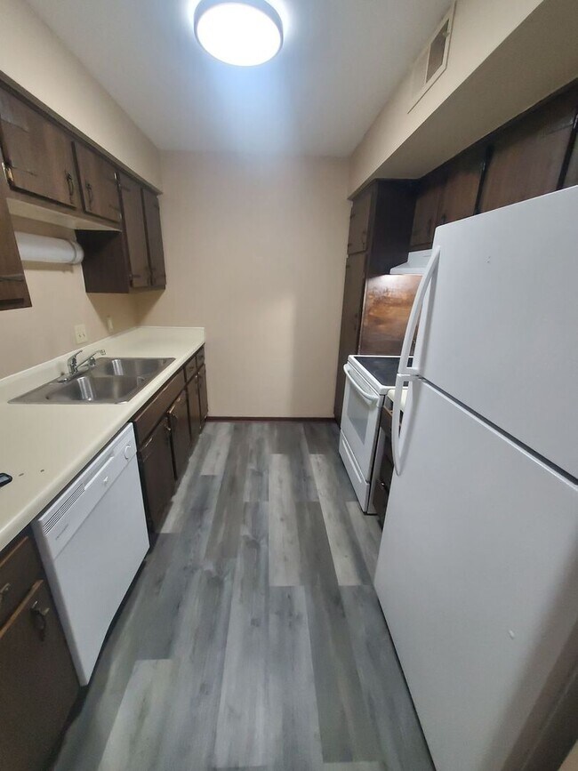 Foto del edificio - 7710 W Dean Rd