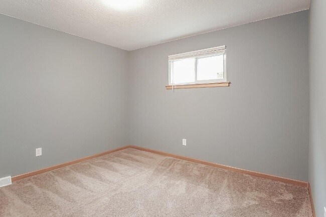 Foto del edificio - 1245 Chapel Rd