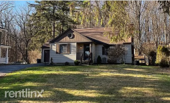 Foto principal - 3 br, 2 bath House - 6217 W Lake Rd