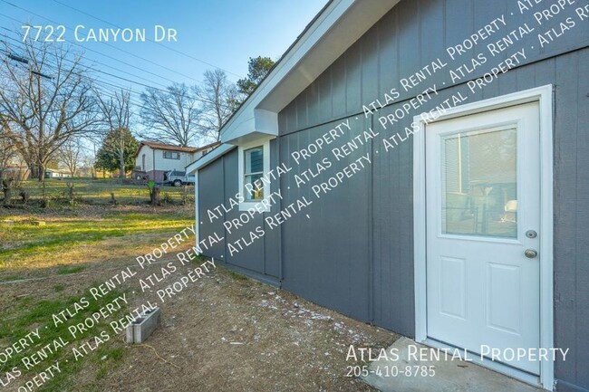 Building Photo - 7722 Canyon Dr