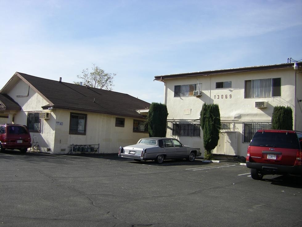 Building Photo - Pierce Street Apartments