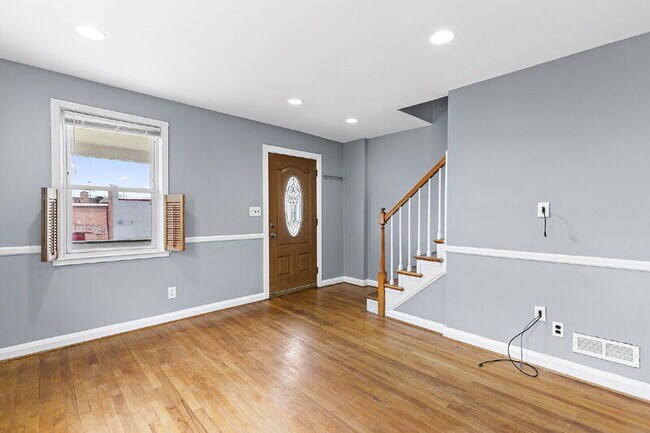 Foto del edificio - 6832 Broening Rd