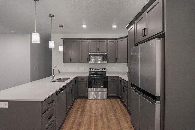 Foto del edificio - Up to $500 off! Vista View – Spacious 3-Be...