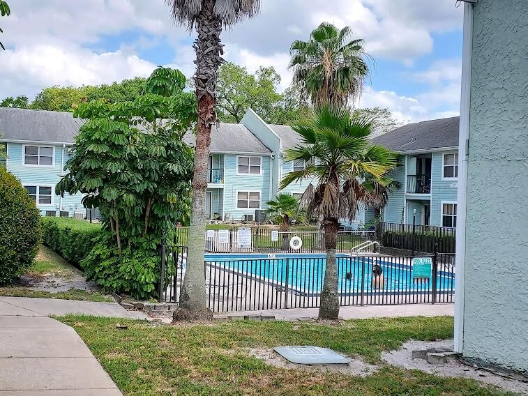Building Photo - 5003 Terrace Palms Cir