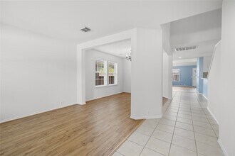 Building Photo - 5818 La Crema