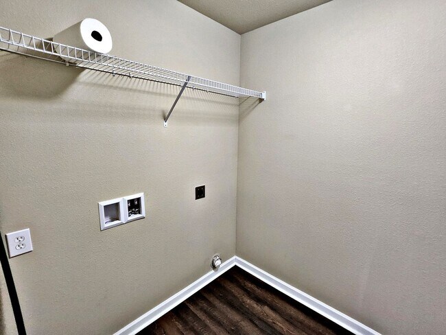 Building Photo - 3BR/2BA HOUSE FOR RENT - MADISON