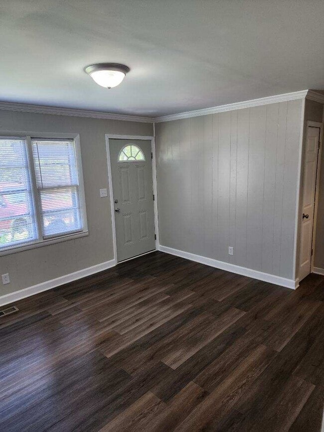 Foto del edificio - 618 Grand St