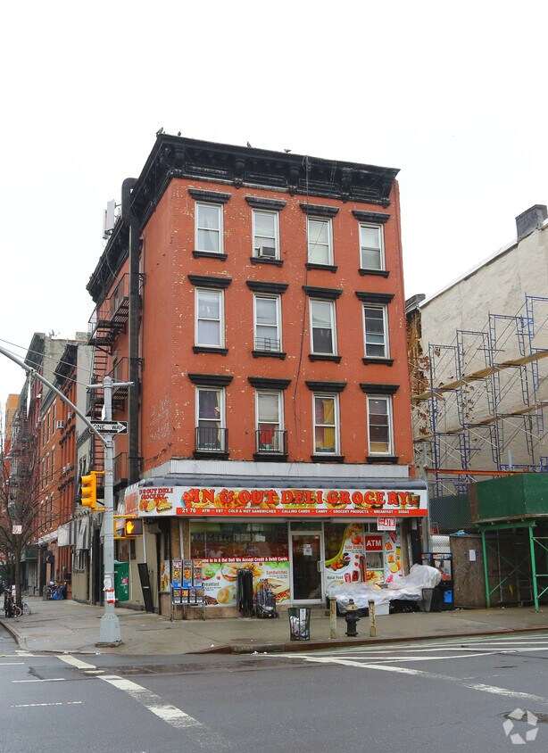 Primary Photo - 2176 2nd Ave