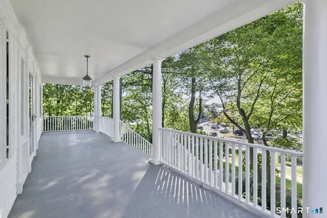 Foto del edificio - 309 Milbank Ave