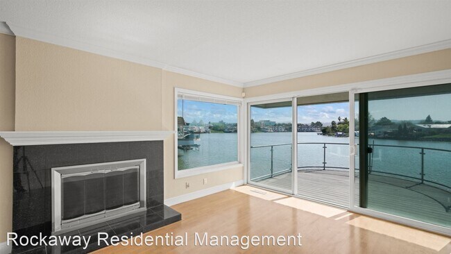 Foto del edificio - 3 br, 2 bath House - 464 FATHOM DR.