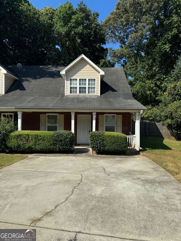 Foto principal - 964 Windwood Ct