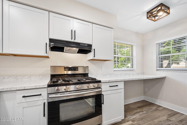 Foto del edificio - 830 Brimfield Ct