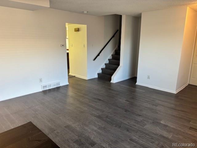 Building Photo - 9247 E Nassau Ave