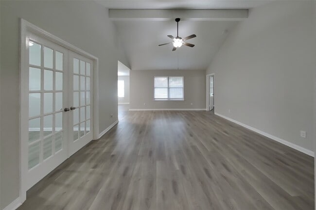 Foto del edificio - 308 Crooked Pine Court