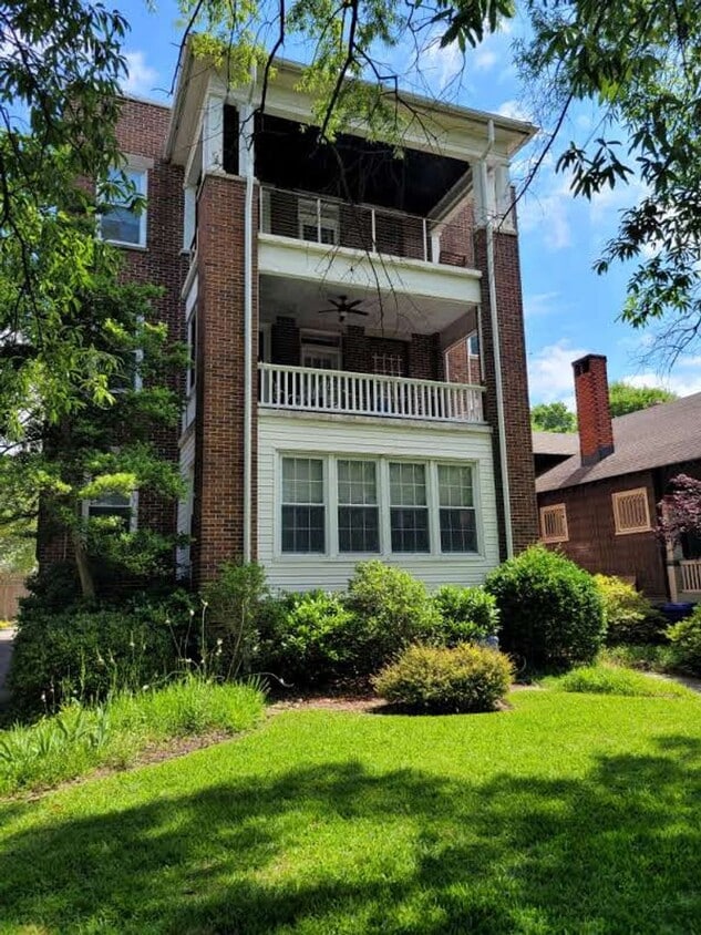 1022 Westover Ave Unit 3, Norfolk, VA 23507 Condo for Rent in Norfolk, VA