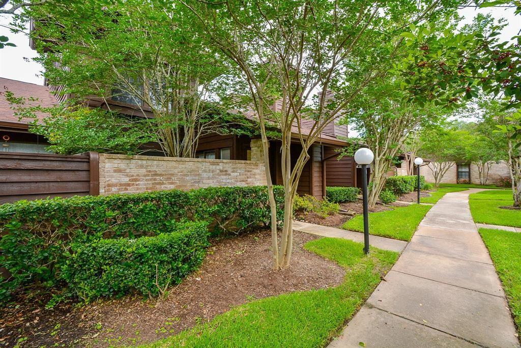 Foto principal - 2611 Grants Lake Blvd