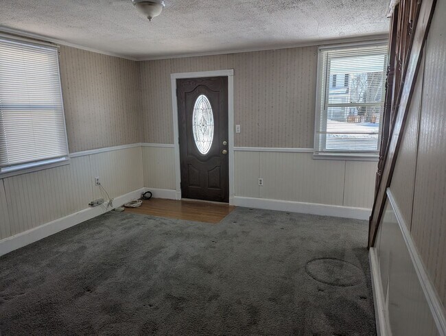 Foto del edificio - 3 Bedroom 2 Bath SFH