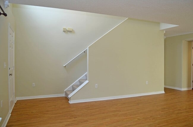 Building Photo - Spacious Four Bedroom in Yulee!