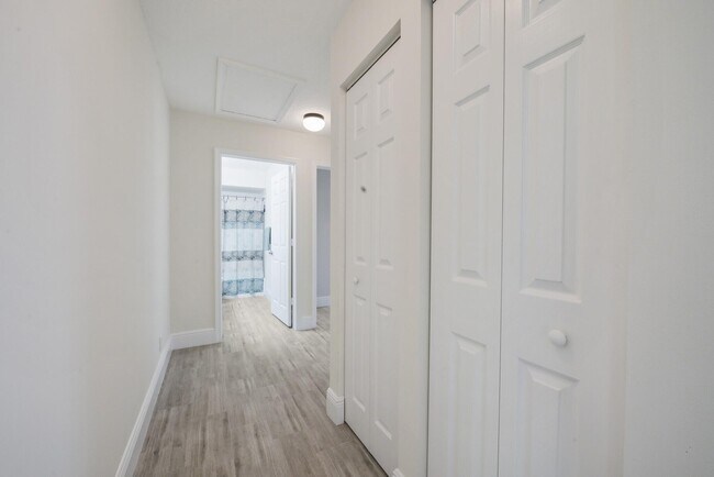 Foto del edificio - 172 Jones Creek Dr
