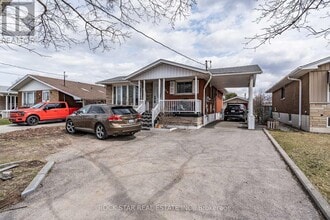Building Photo - 859 Upper Ottawa St